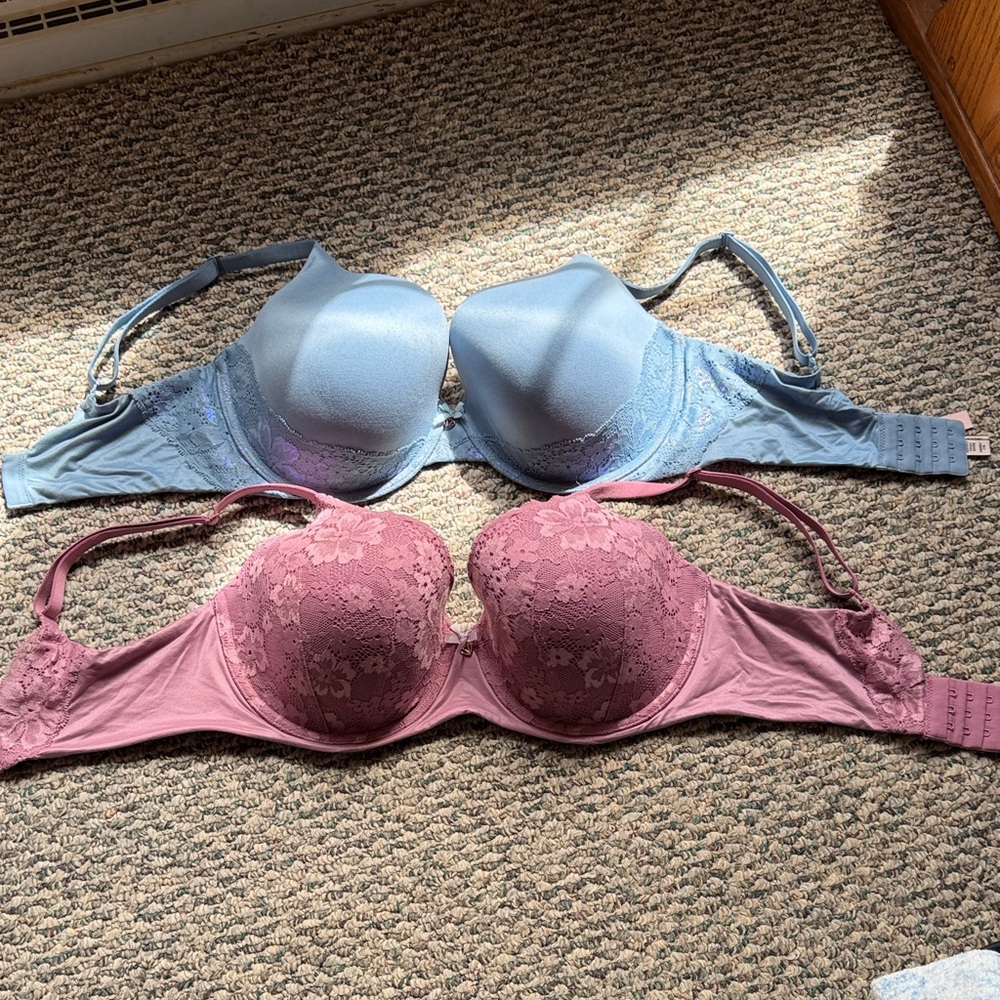 Victoria's Secret Pink Lace Bra and Light Blue T-Shirt Bra Set